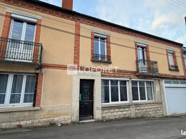 Maison 9 pièces 211 m² 
