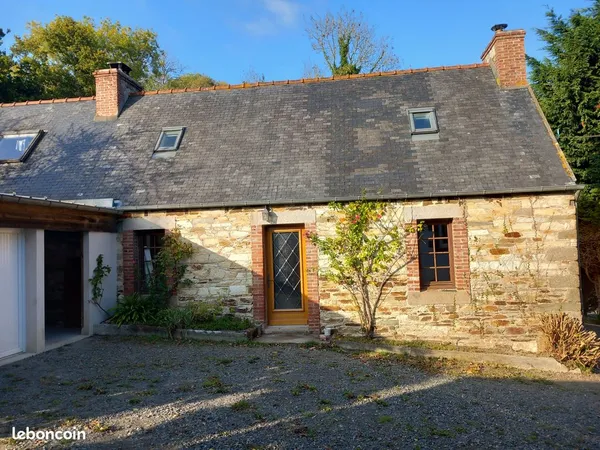 Maison très ancienne restaurée T3 proche du centre-ville Lannion 