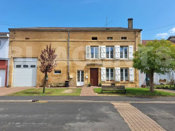 Maison 10 pièces 213 m² 