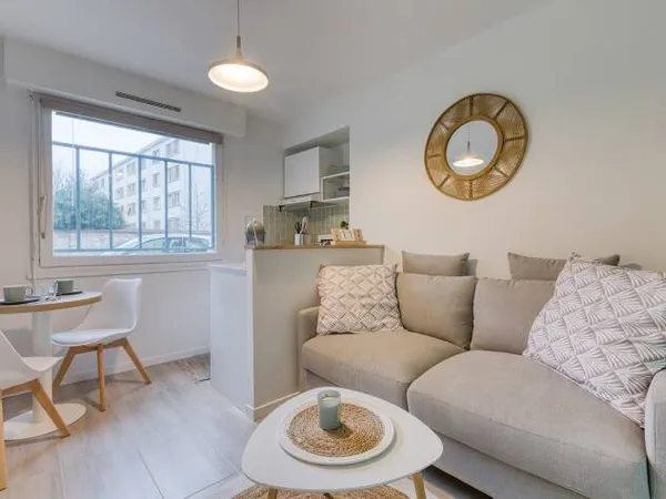 Appartement 1 pièce 15 m² 