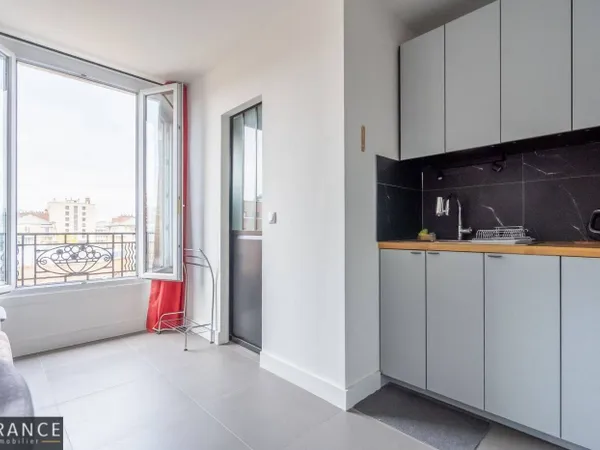 Studio 1 pièce 13 m² 
