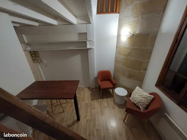 Appartement bordeaux studio 23 m2 quartier victoire 