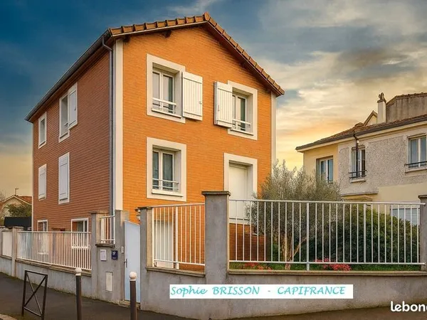 Appartement 6 pièces 96 m² 