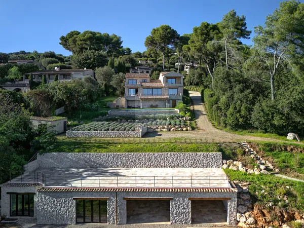 Propriété en pierre - Maison & Annexe -300m2- Saint-Paul de Vence 
