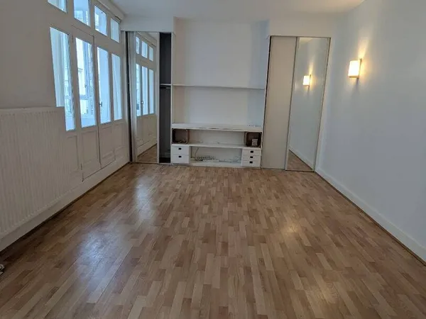 Appartement 1 pièce 32 m² 