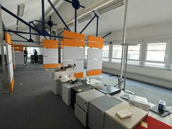 Bureaux 437 m² 