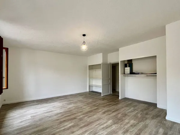 Appartement 3 pièces 84 m² 