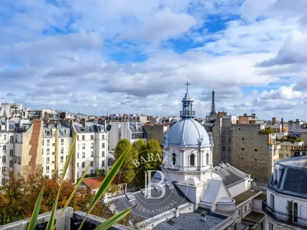 Paris 16 - Assomption - Dernier étage - Balcon - Terrasse - 2 ch 