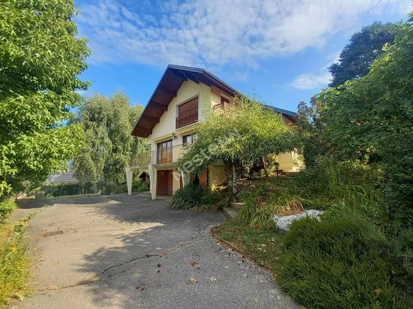 Maison 9 pièces 169 m² 