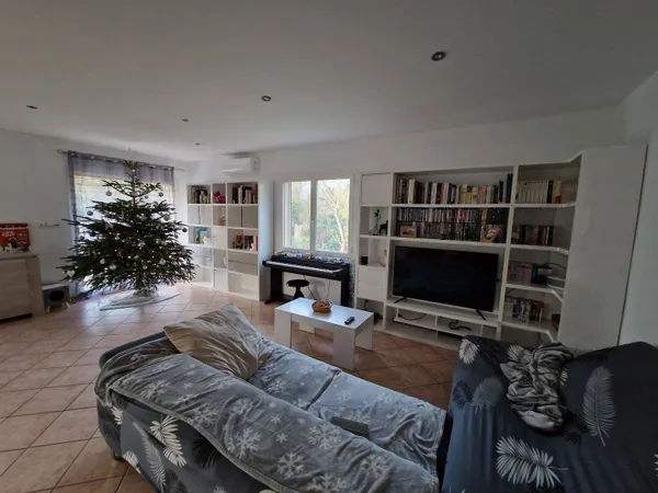 Maison 5 pièces 137 m² 