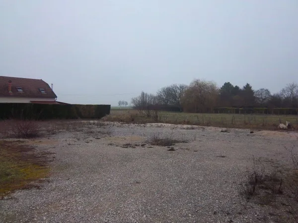 Terrain constructible 1000 m² 
