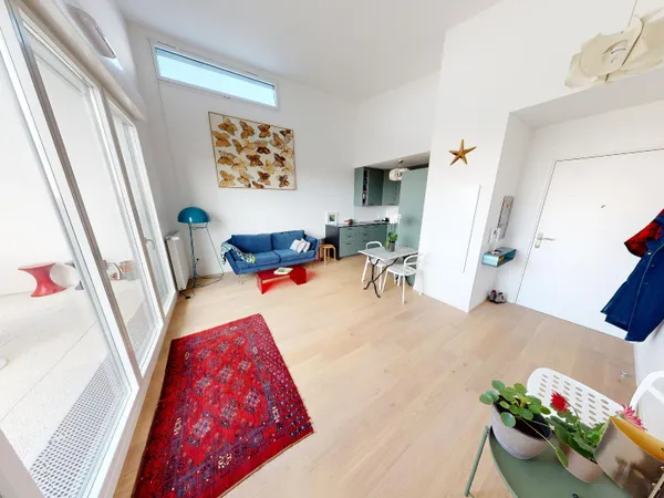 Appartement 2 pièces 45m2 dernier étage avec Terrasse plein sud 