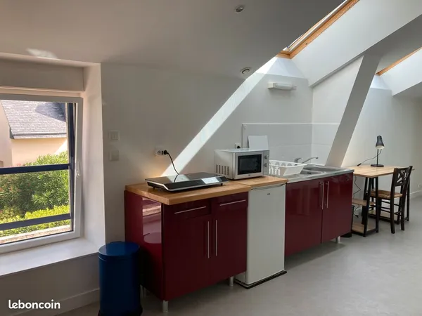Studio 33 m² libre fin février près IUT 