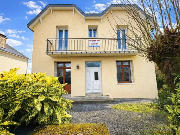 Maison 8 pièces 128 m² 