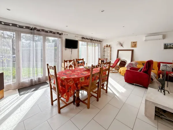 Maison de plain-pied 5 pièces 110 m² 