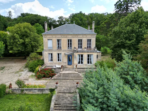 Vends Magnifique Propriété Viticole de 247m² 