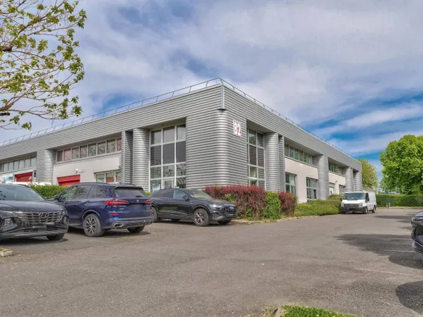 Entrepôt 458 m² 
