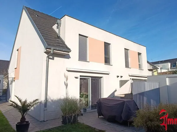 Maison 5 pièces 85 m² 