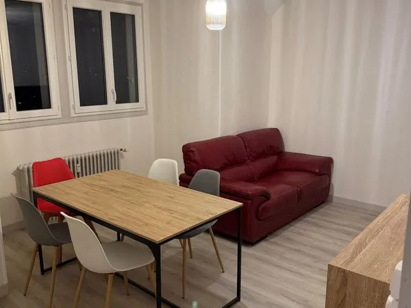 🏡 Appartement 2 chambres - Chauffage compris - Troyes (Université / Cathédrale) 
