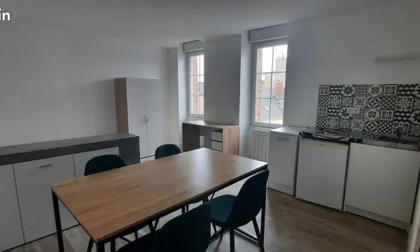 Studio 1 pièce 22 m² 