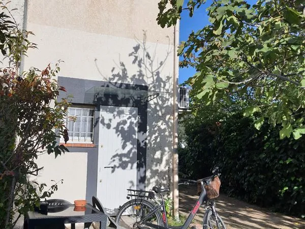A vendre appartement avec place de parking 