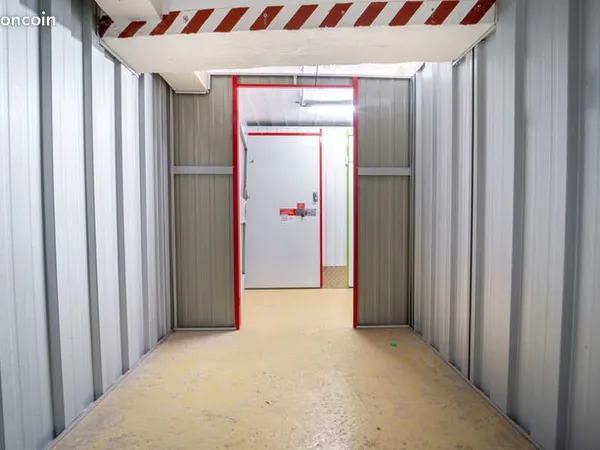 Box de stockage 14 m² 
