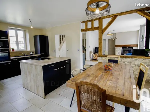 Maison 7 pièces 141 m² 