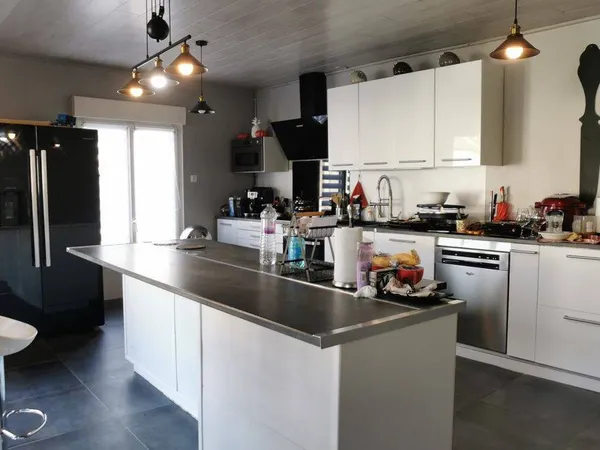 Duplex 7 pièces 176 m² 