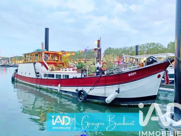 Péniche 4 pièces 80 m² 