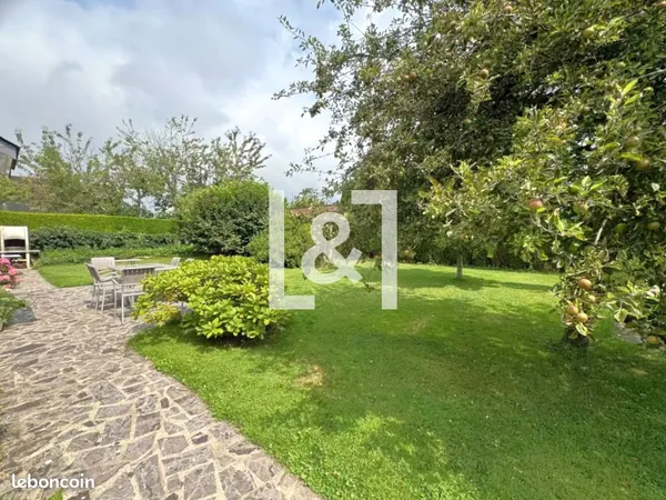 Maison 5 pièces 150 m² 