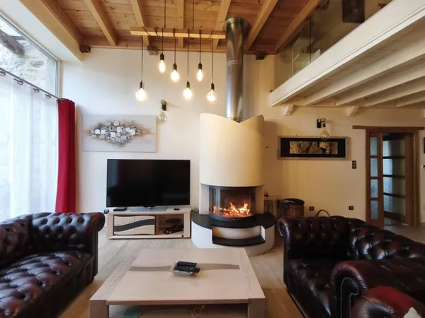 Maison 9 pièces 270 m² 