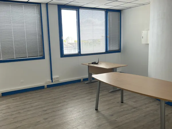 5 bureaux 