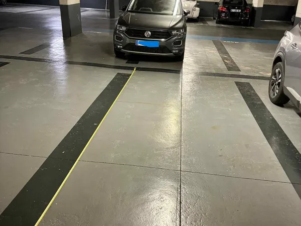 Vends place de parking au pied du RER A Nogent Sur Marne 