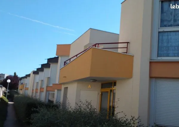 Studio 1 pièce 18 m² 