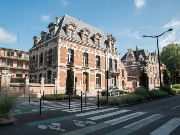 Bureaux 186 m² 