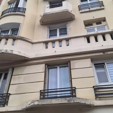 Paris 15e (Vaugirard) - Studio 18m² Calme sur Cour - Ascenseur & Cave 