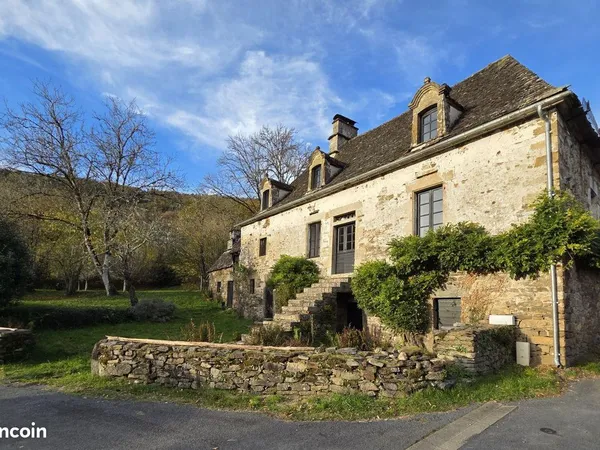 Maison 4 pièces 190 m² 