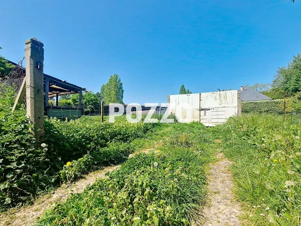 Terrain 610 m² 