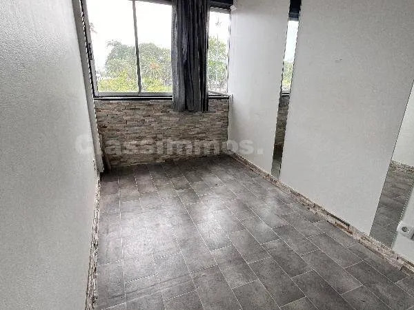 Studio 1 pièce 24 m² 