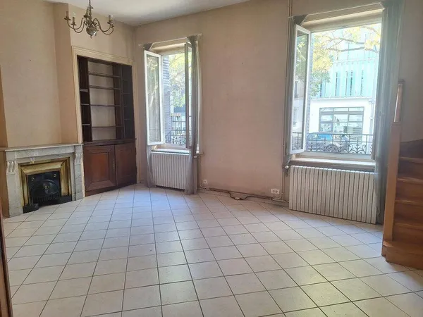 Appartement 5 pièces 107 m² 