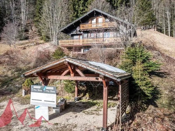 Chalet 5 pièces 143 m² 