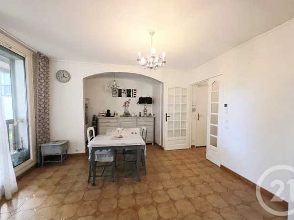 Appartement 4 pièces 75 m² 