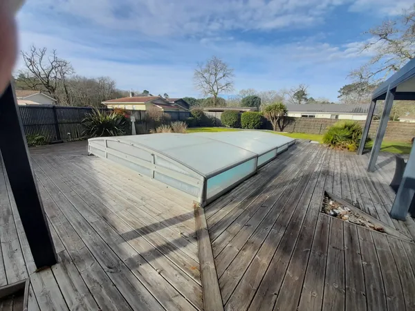A VENDRE MAISON RECENTE LACANAU DE MIOS 