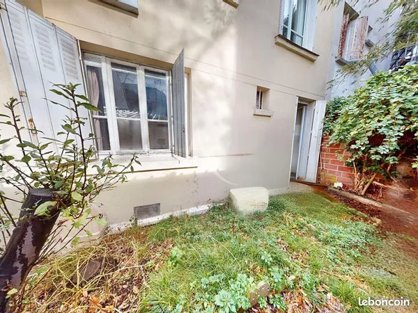 Studio 1 pièce 19 m² 
