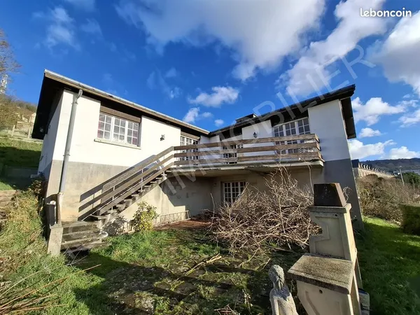 Pavillon 7 pièces 136 m² 