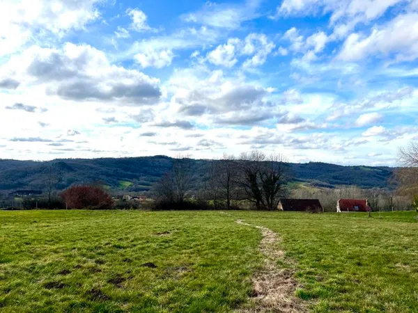 Terrain constructible 3576 m² 