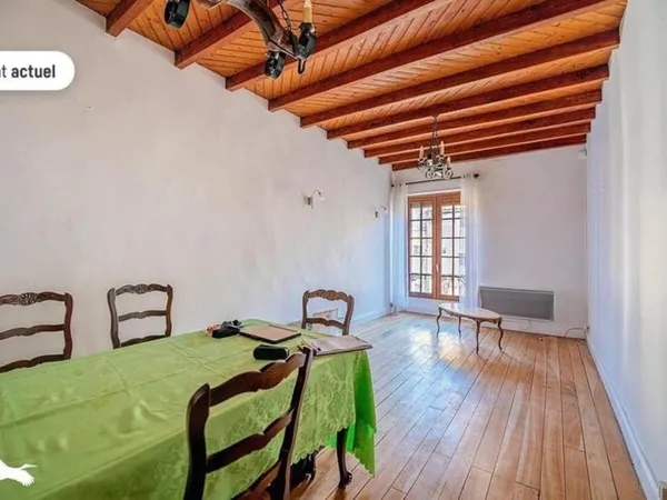 Maison en pierre de 3 pièces principales 