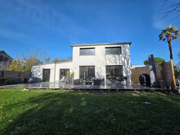 Maison 6 pièces 149 m² 