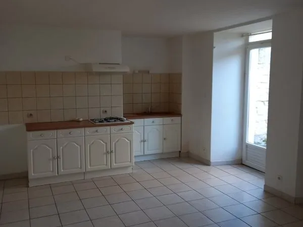 Appartement T2 avec cour 