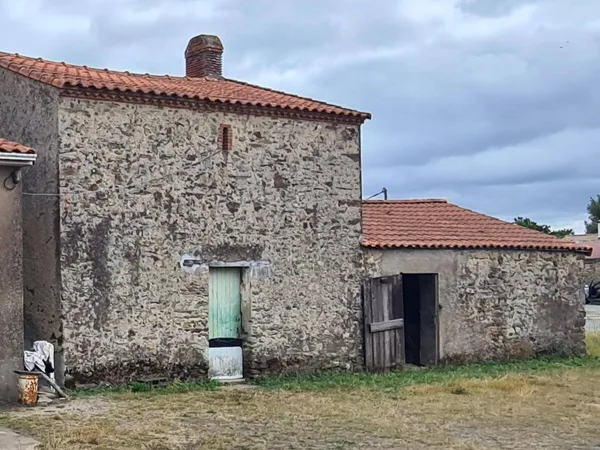 Maison 2 pièces 96 m² 